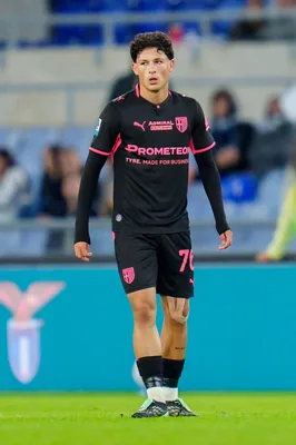 SOCCER-ITALY-LAZ-PAR/REPORT